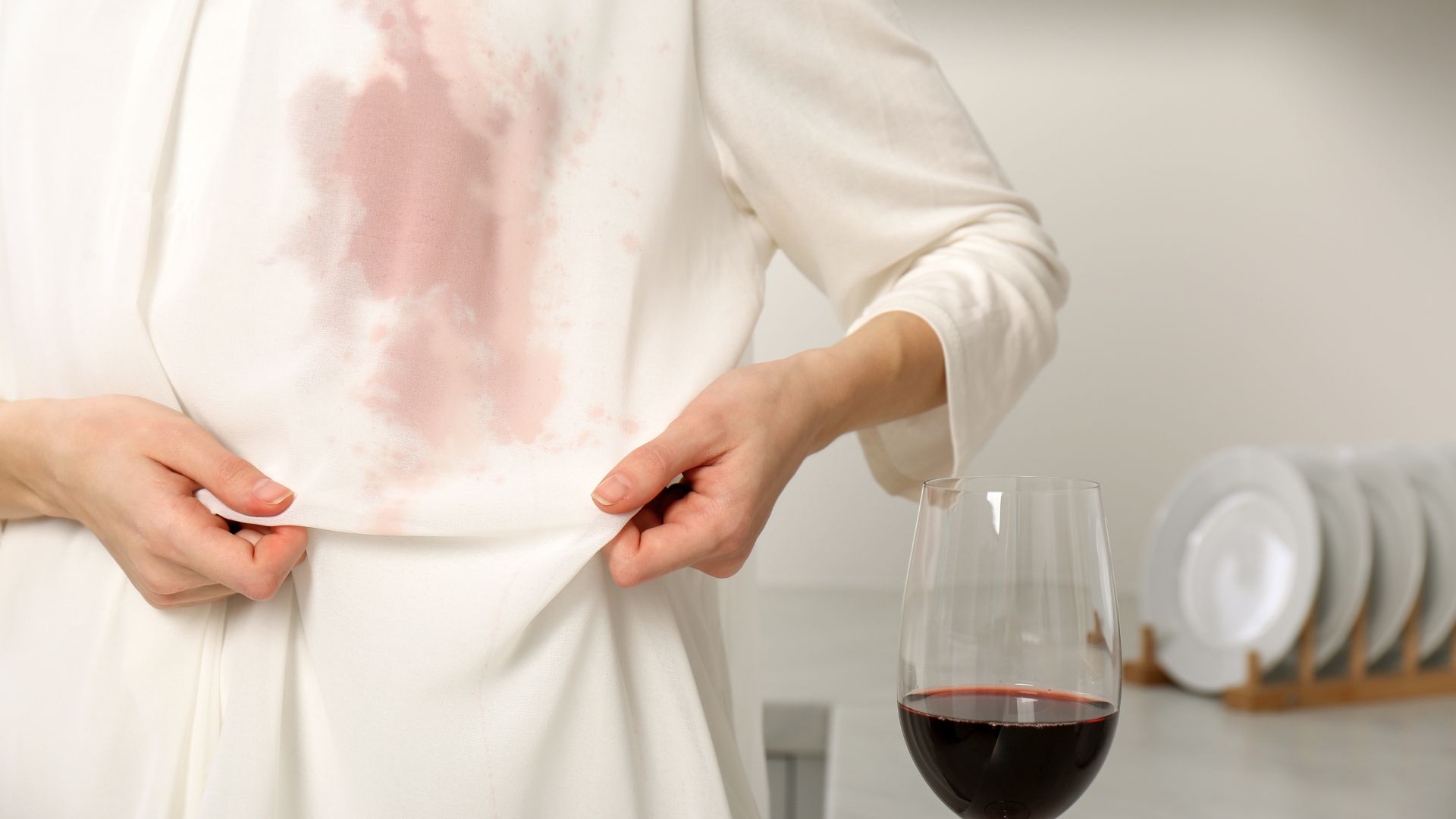 como quitar manchas de vino