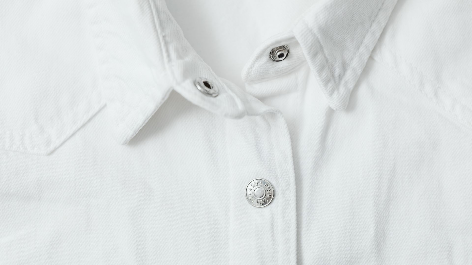 Cómo blanquear ropa blanca en la lavadora